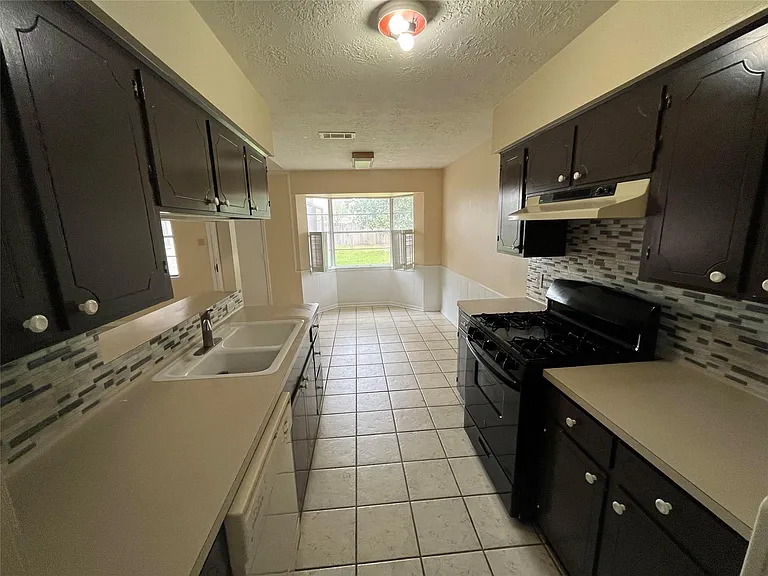 4107 War Admiral Dr — Photo 6
