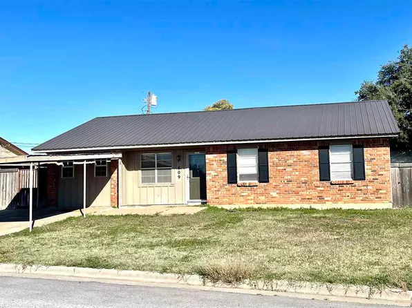 609 Meadow Ln, Frederick, OK 73542