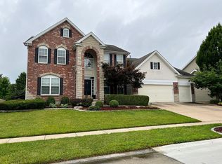 156 Greenshire Ct, Dardenne Prairie, MO