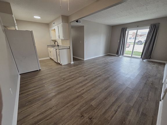5th image of 179 Treva Dr APT 2