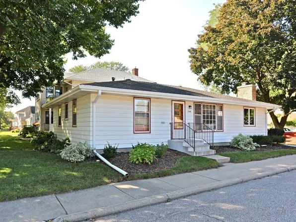 2358 Benjamin St NE, Minneapolis, MN 55418