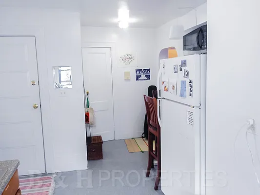 Rented by B & H Properties of New York LTD | media 32