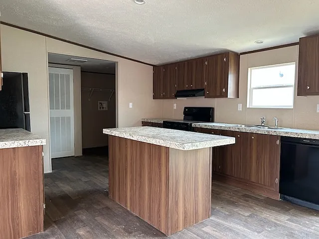 3 bed, 1493 sqft, $1,150 — Photo 2