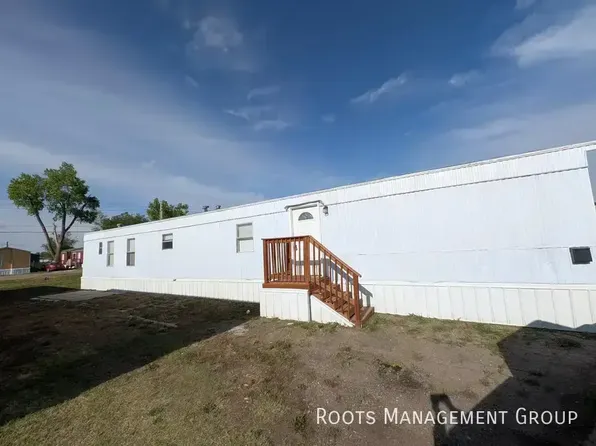700 E 6th St #104, Hays, KS 67601
