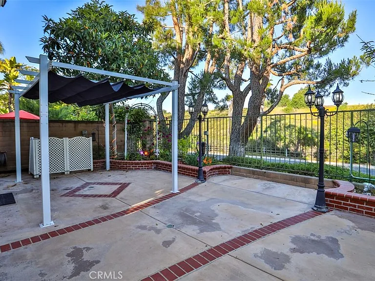 176 Calle Renata — Photo 24