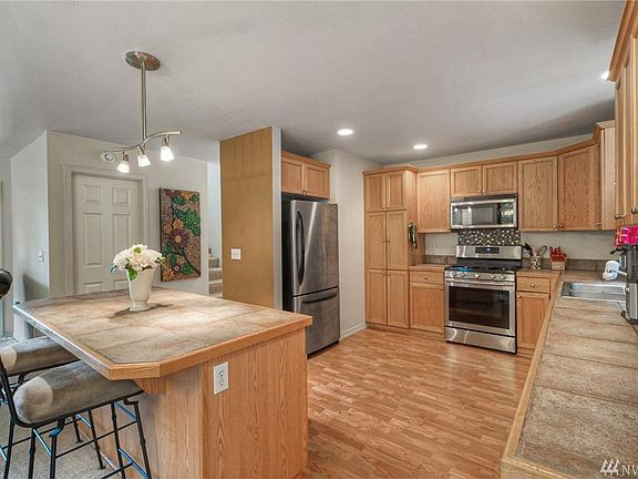 4th image of 3426 S 283rd Ln