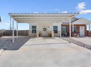 518 Alamo Ct, Mcgregor, TX 76657