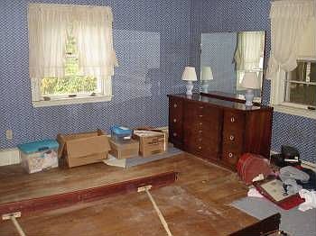 2nd image of 28 Holmes Ter
