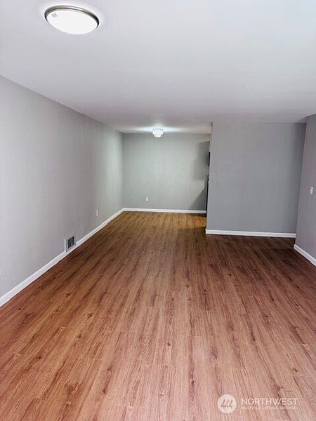 5th image of 10501 8th Avenue NE #206