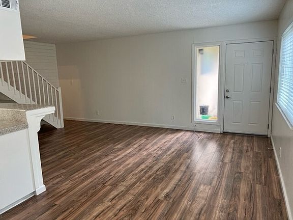 3rd image of 5140 Rhode Island Dr APT 3