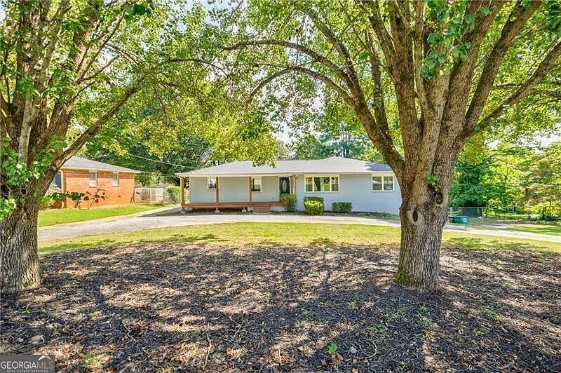 1st image of 2474 Chambers Dr