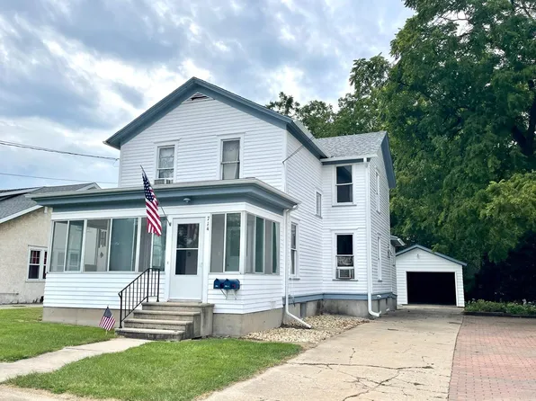 714 S Pleasant St #2, Princeton, IL 61356