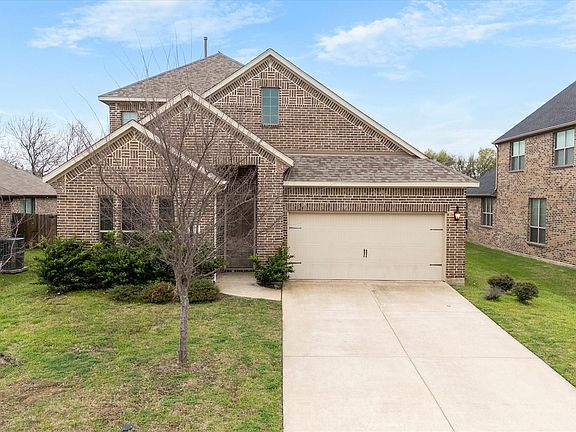 2nd image of 576 Spruce Trl