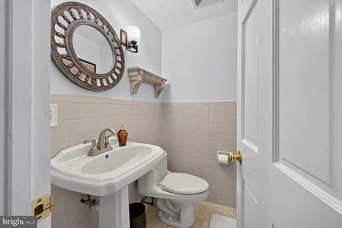 2 bed, 1.5 bath, 1200 sqft, $3,000 — Photo 4