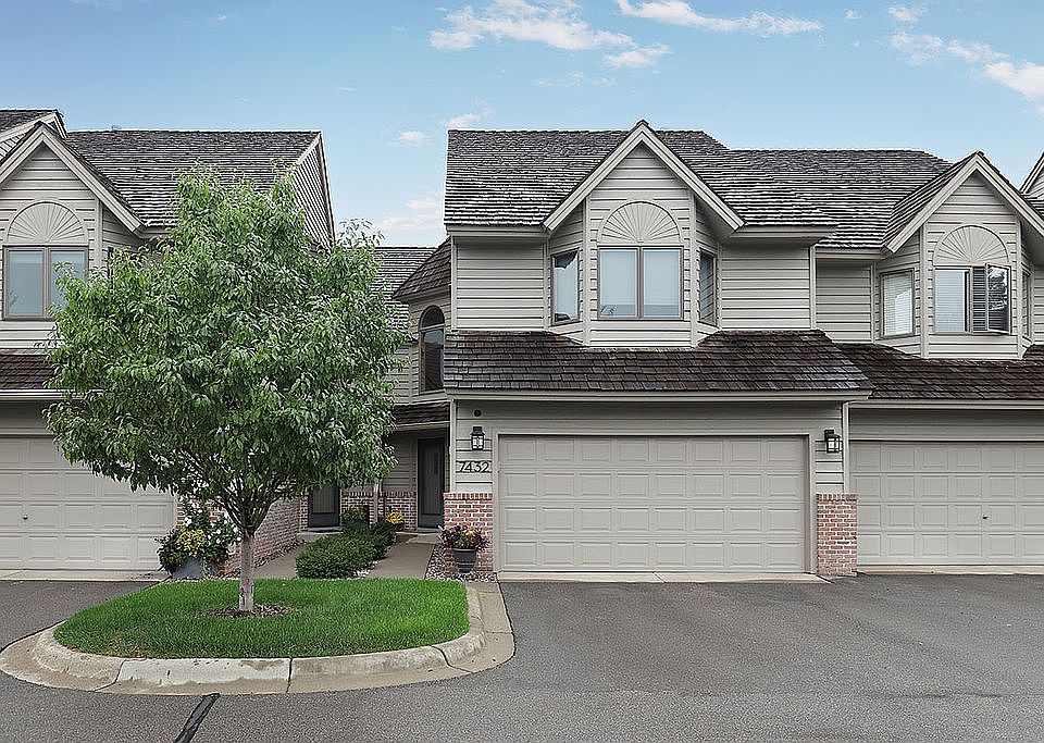 Two car attached garage !