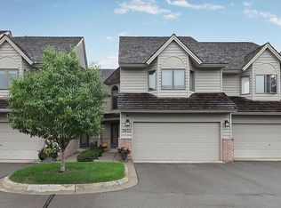 7432 Cahill Rd, Edina, MN 55439