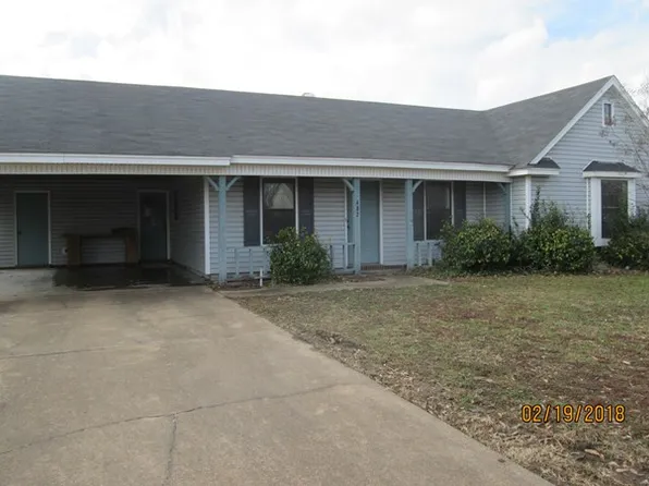 482 E Brick Dr, Marion, AR 72364