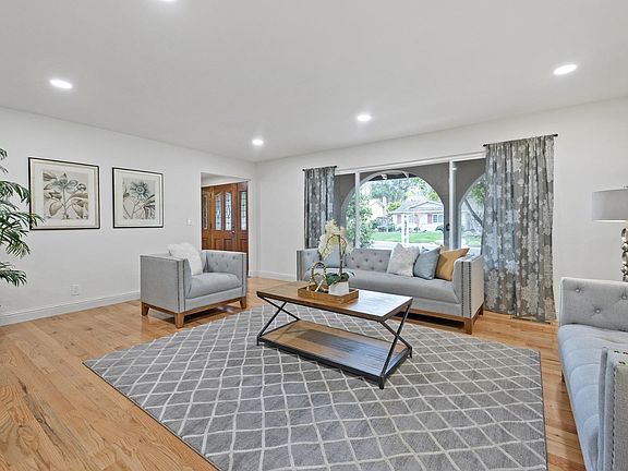5th image of 107 Belvale Dr