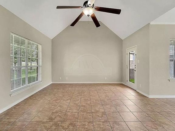 4th image of 5305 Rimes Ranch Dr
