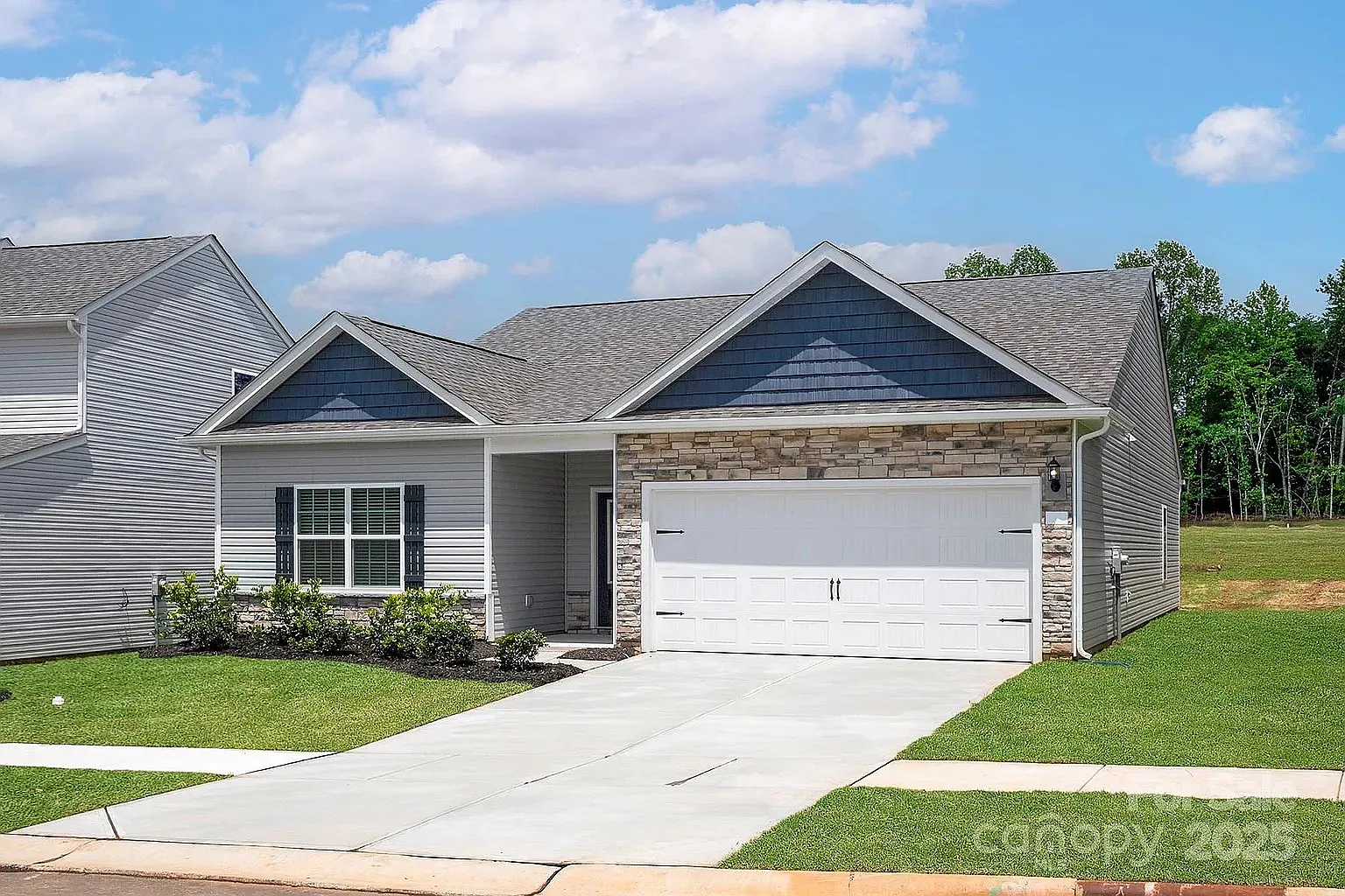 1 bed, 1853 sqft, $900 — Photo 1