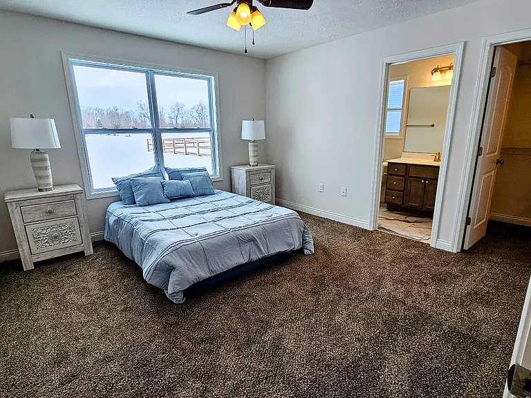 165 Zachary Dr — Photo 9