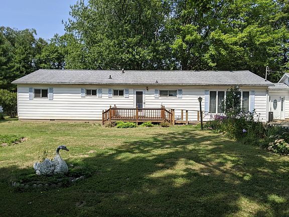 2nd image of 10336 N Lakeview Dr