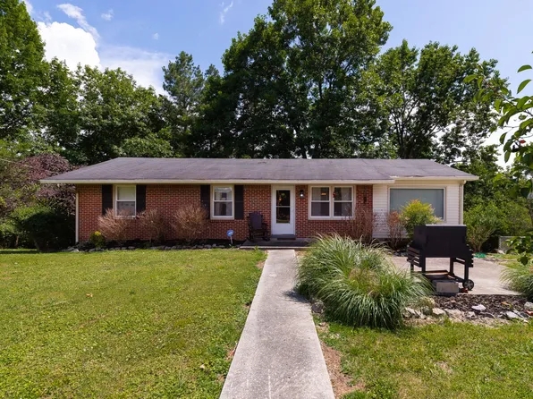 75 County House Cir, Carthage, TN 37030