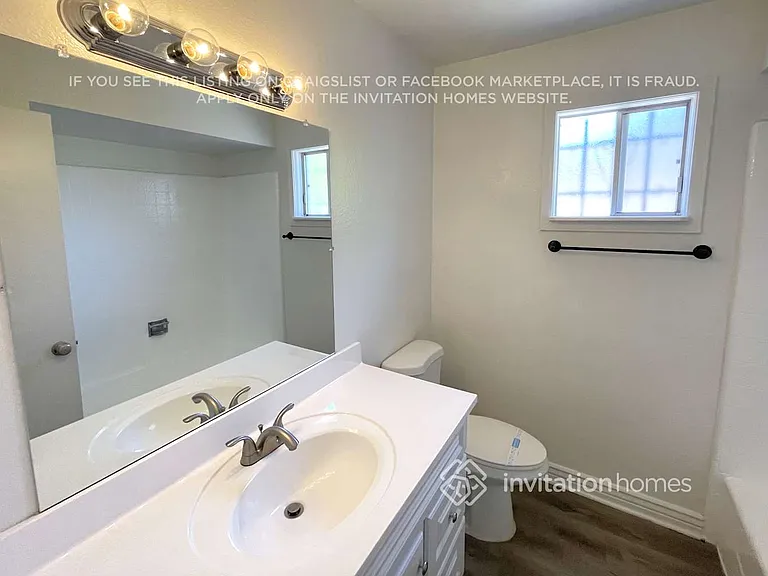 3140 E Caballero St — Photo 12