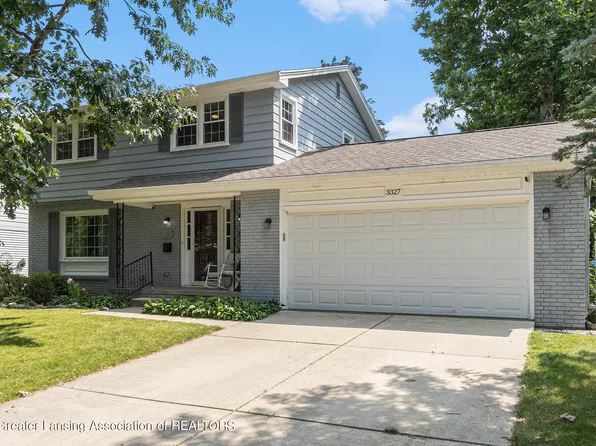 3327 Christine Dr, Lansing, MI 48911