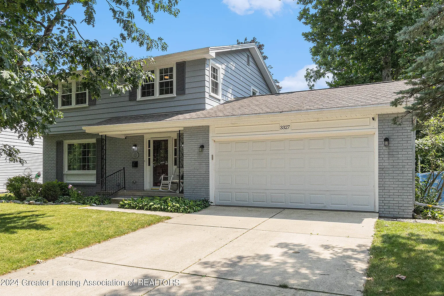 3327 Christine Dr photo 1