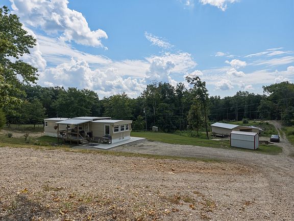 3rd image of 770 Strutt Rd