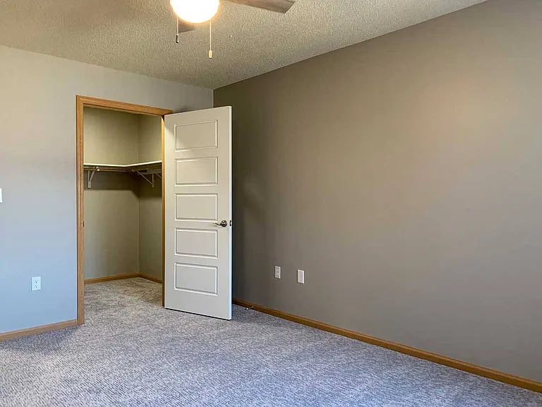 Northridge Heights Apartments — Photo 75
