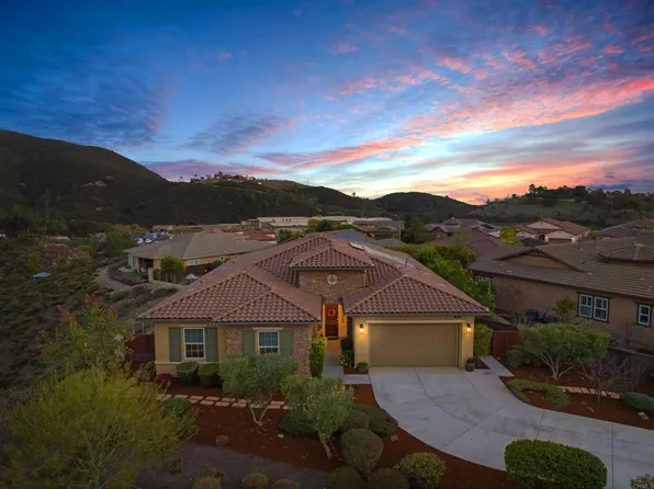 1082 Duncan Ct, San Marcos, CA 92078