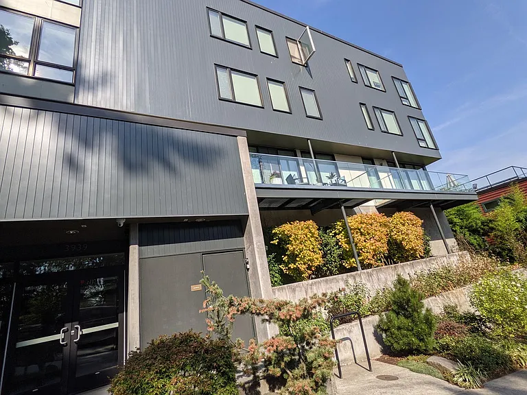 Viewpoint Terrace Apartments — Photo 142