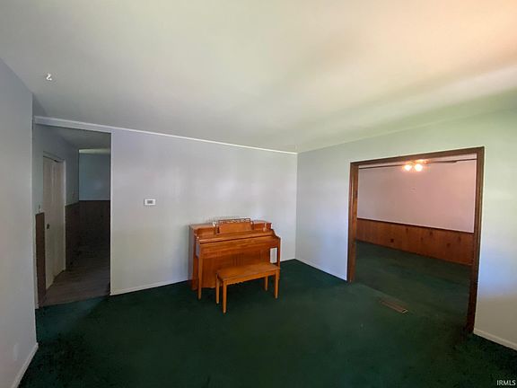 5th image of 3112 S Chippewa Ln