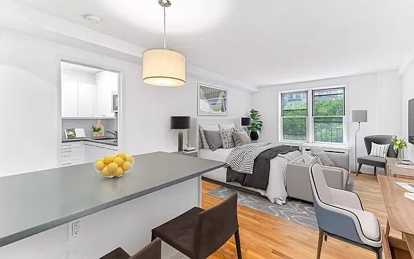 1st image of 25 W 13th St APT 3JN