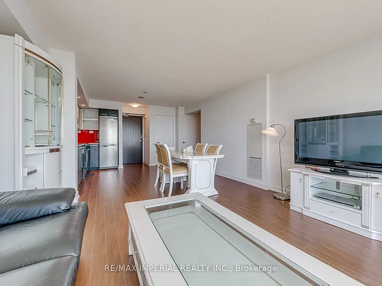 25 Capreol Ct #2510 — Photo 22