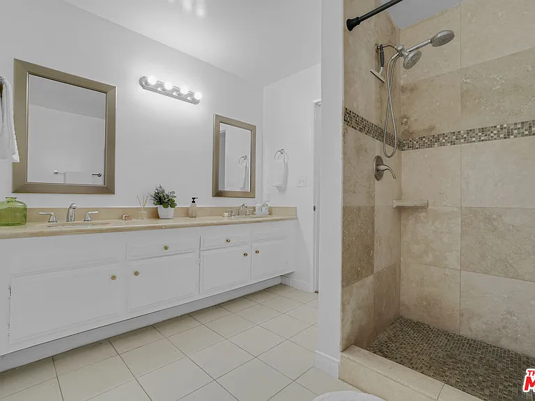 6740 Springpark Ave #101 — Photo 22