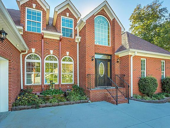5th image of 7412 Twin Brook Dr
