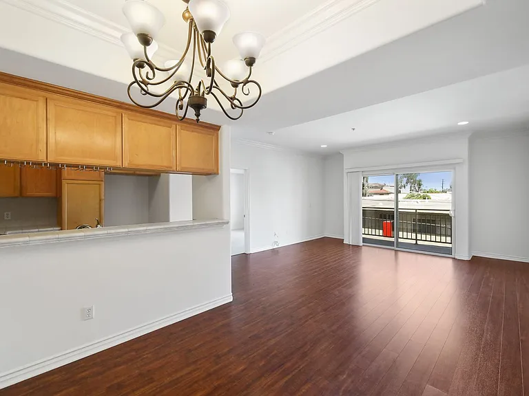 3328 Oakhurst Ave — Photo 14