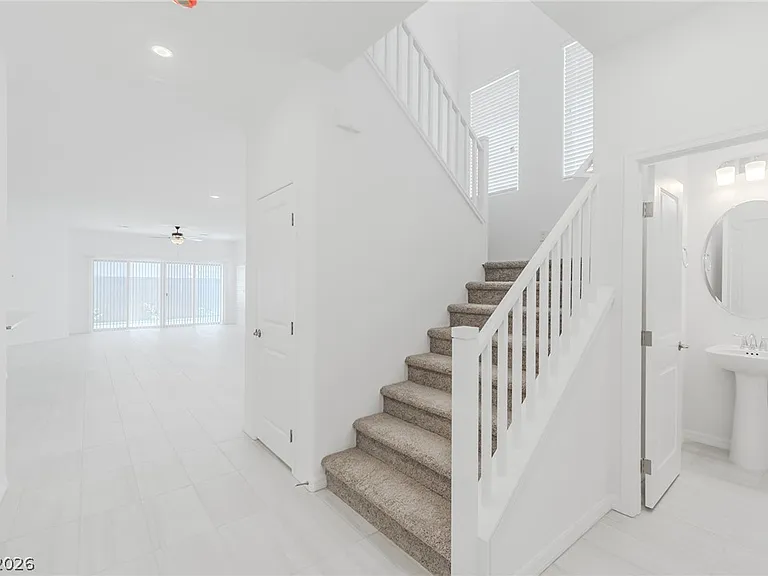 5740 Yellow House St — Photo 5