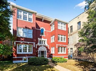 4317 Maryland Ave APT 2E, Saint Louis, MO 63108
