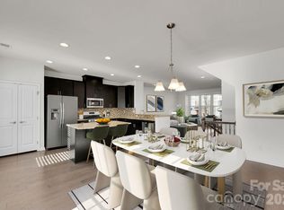 4061 Zilker Park Dr, Charlotte, NC