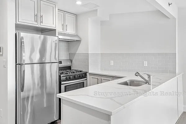 Rented by Stuyvesant Heights Realty Corp | media 22