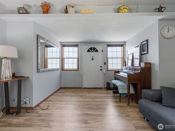 4th image of 226 SW 16th Street
