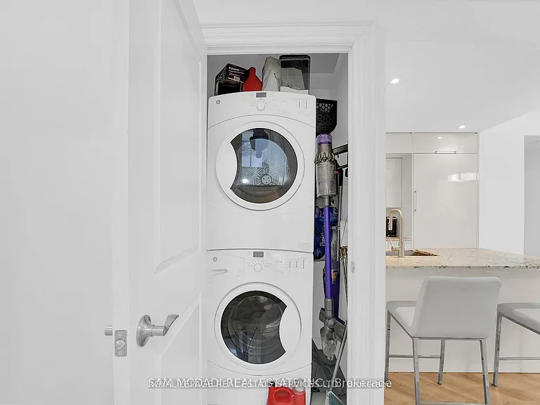 16 Brookers Ln #Penthouse 1 — Photo 6