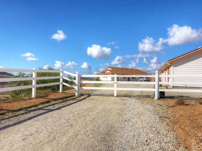 9129 Madison Ln, Agua Dulce, CA, 91390