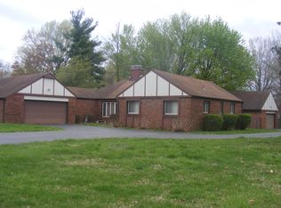 102 Wakefield Dr, Campbellsville, KY 42718