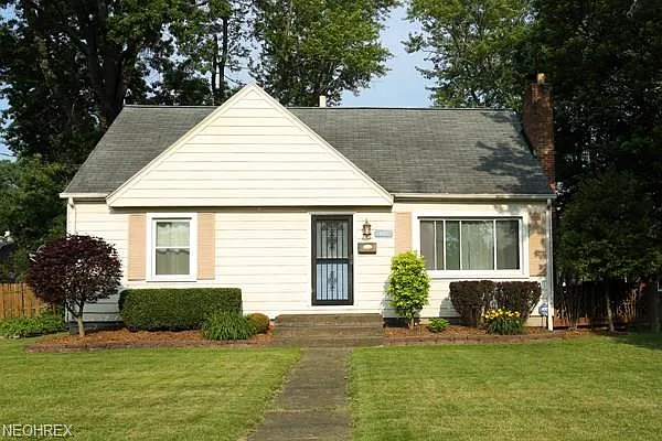 1008 Central Parkway Ave SE photo 1