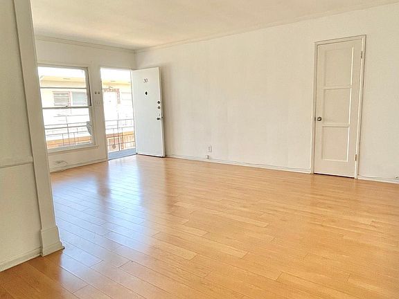 3rd image of 200 S Sycamore Ave APT 30